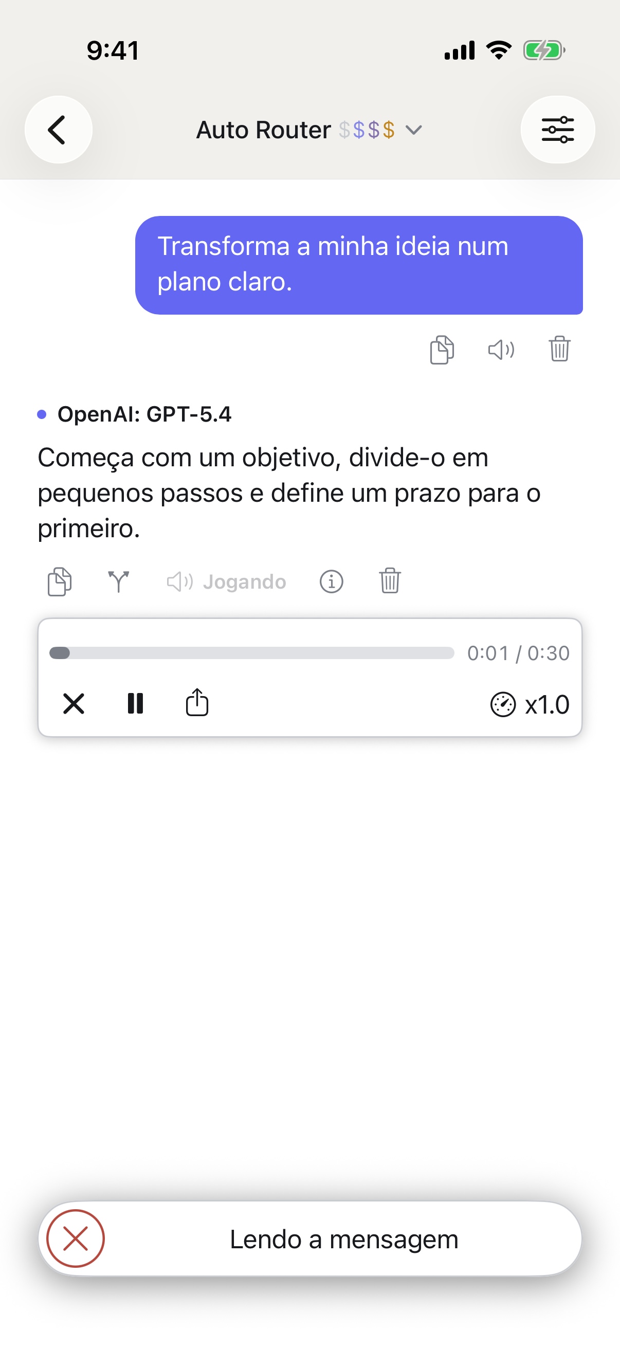 O RouterChat lê uma resposta em voz alta no iPhone