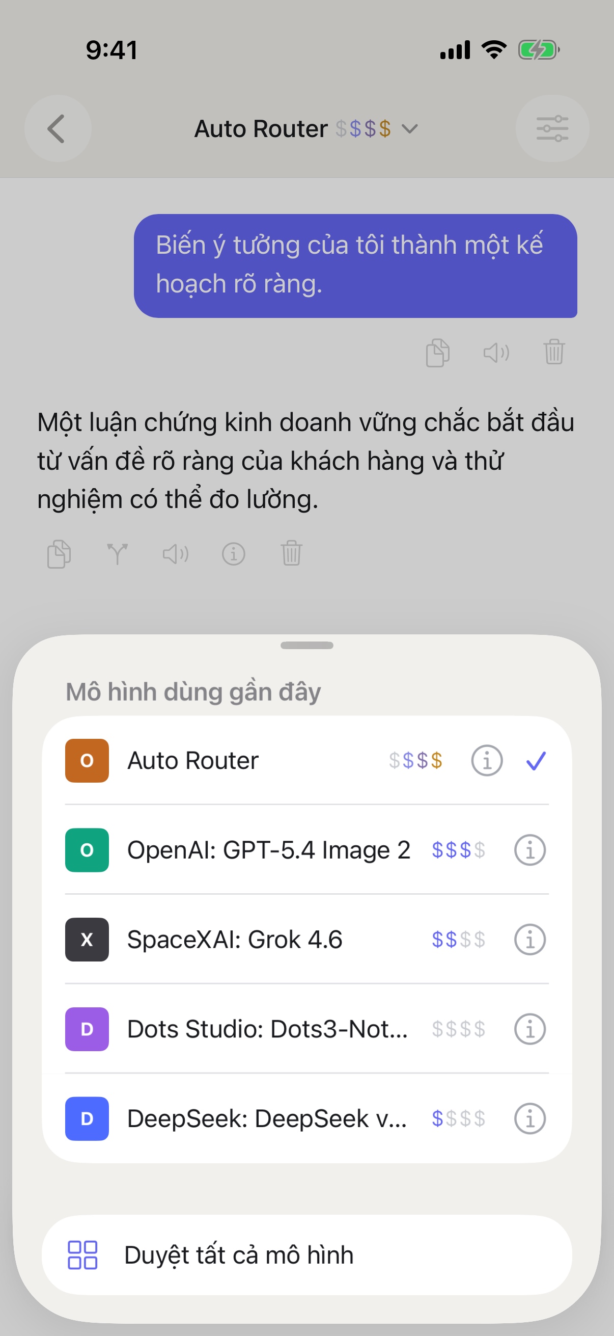 Bộ chọn mô hình dùng gần đây của RouterChat trên iPhone